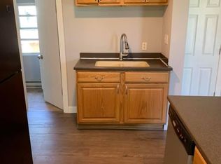 521 8th Ave, Grinnell, IA 50112