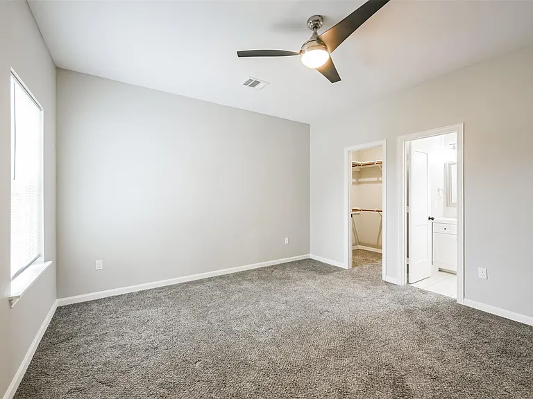4405 Mallow St #B — Photo 13