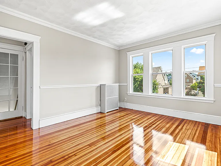122 Grant Ave #122 — Photo 4
