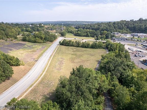 3rd image of N Jones Rd