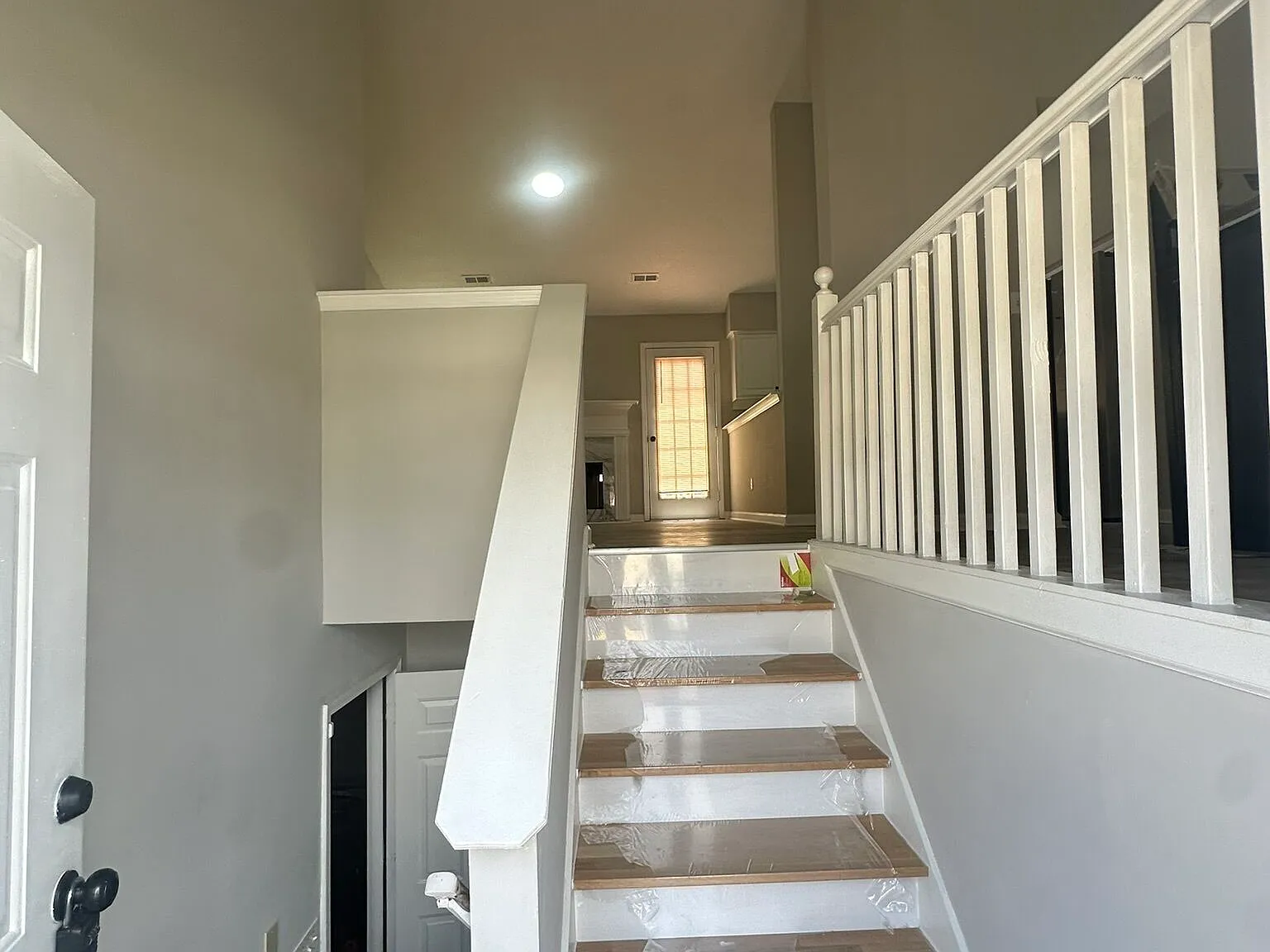 4 bed, 3.0 bath, 1550 sqft, $1,800 — Photo 3