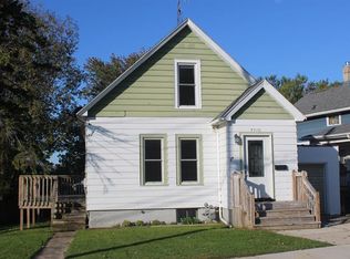 2710 Forest Ave, Two Rivers, WI 54241