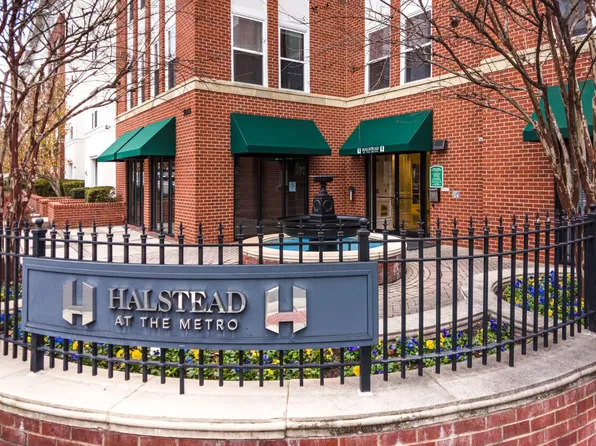 2655 Prosperity Ave, Fairfax, VA