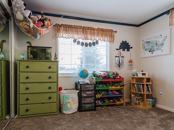 4th image of 602 N Barranca Ct