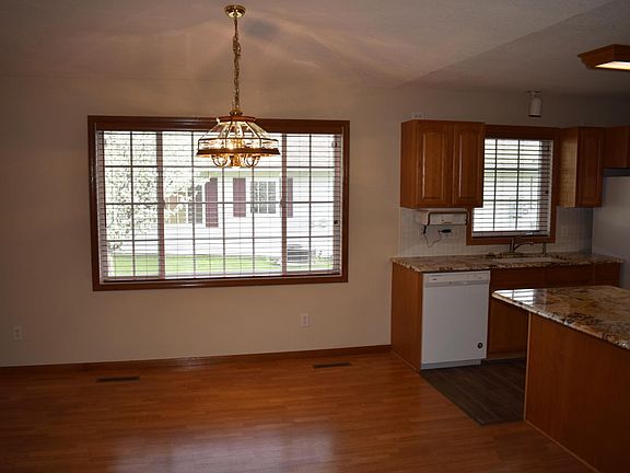 5th image of 250 Cedar Cove Ln NW