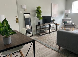 10022 Montview Blvd #301, Aurora, CO 80010