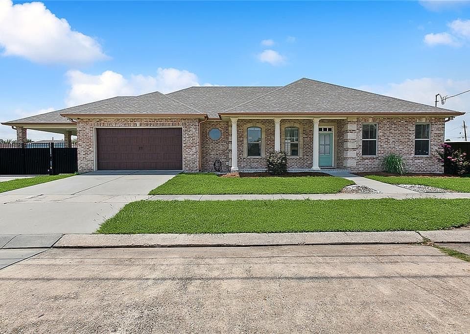 1st image of 2816 Riverland Dr