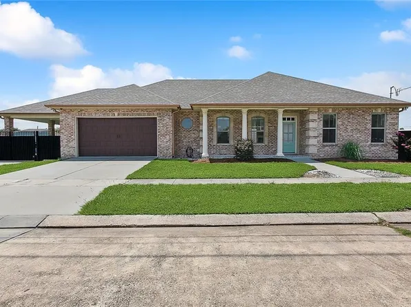 2816 Riverland Dr, Chalmette, LA 70043