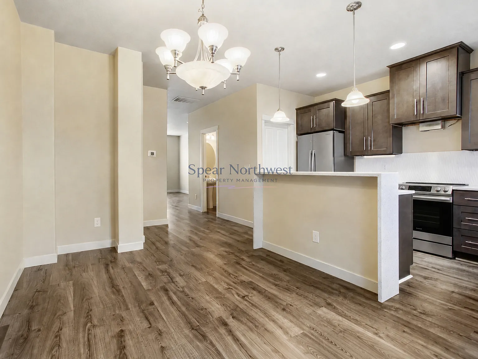 3 bed, 1856 sqft, $2,795 — Photo 4