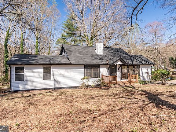 2nd image of 1203 E Ridge Rd