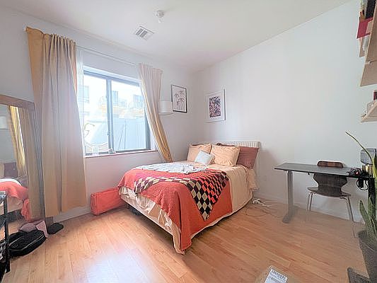 4th image of 316 Himrod St APT 206