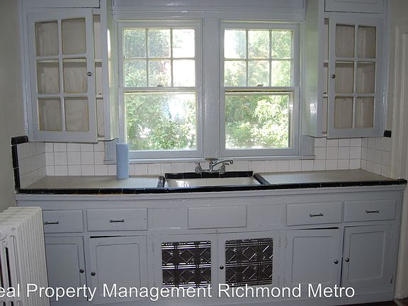 5th image of 4713 Central Ave