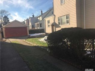 8556 79th St, Woodhaven, NY 11421