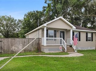 612 W Hoover St, Destrehan, LA 70047