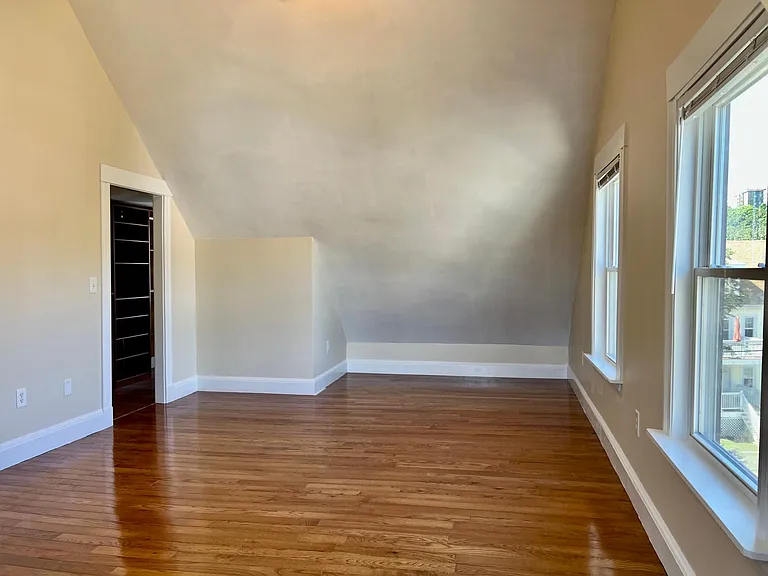 55 Beach St #2 — Photo 16