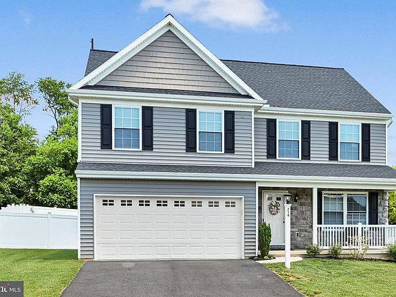 5th image of 216 Darlington Ct