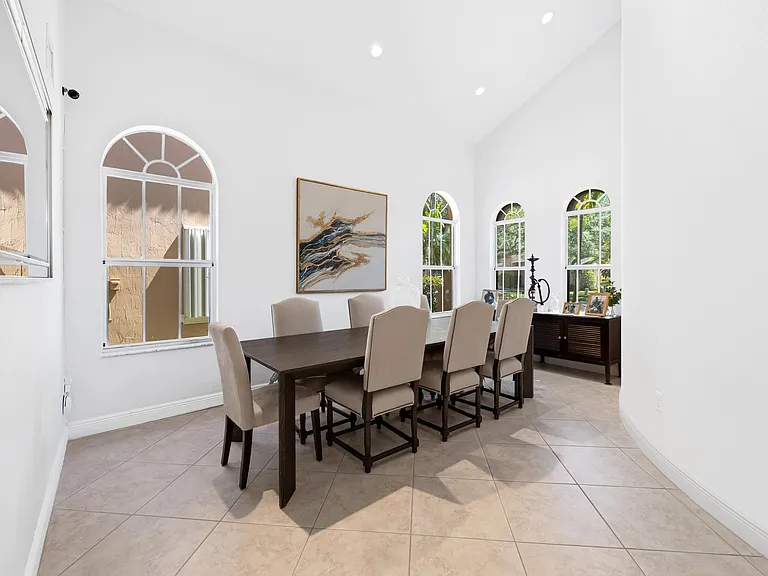 2760 SW 156th Pl — Photo 37
