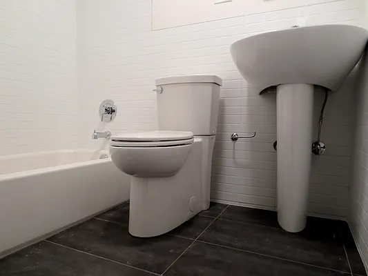 Rented by DSA Realty | media 31