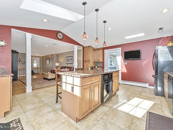5th image of 25001 Silver Crest Dr