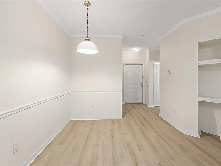 3593 Conroy Rd #424 — Photo 9