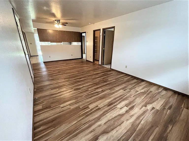 3006 Illinois Ave #D — Photo 9