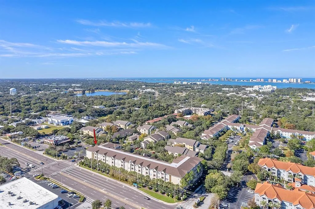 1 bed, 1.0 bath, 660 sqft, $1,600 — Photo 4