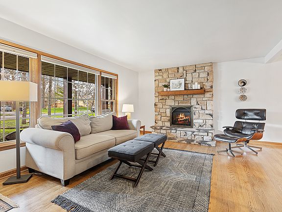 5th image of 12407 S Richard Ave