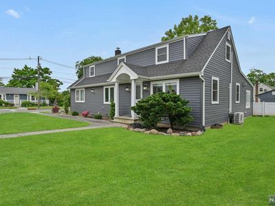 391 Ridgewood Rd, Westwood, NJ, 07675