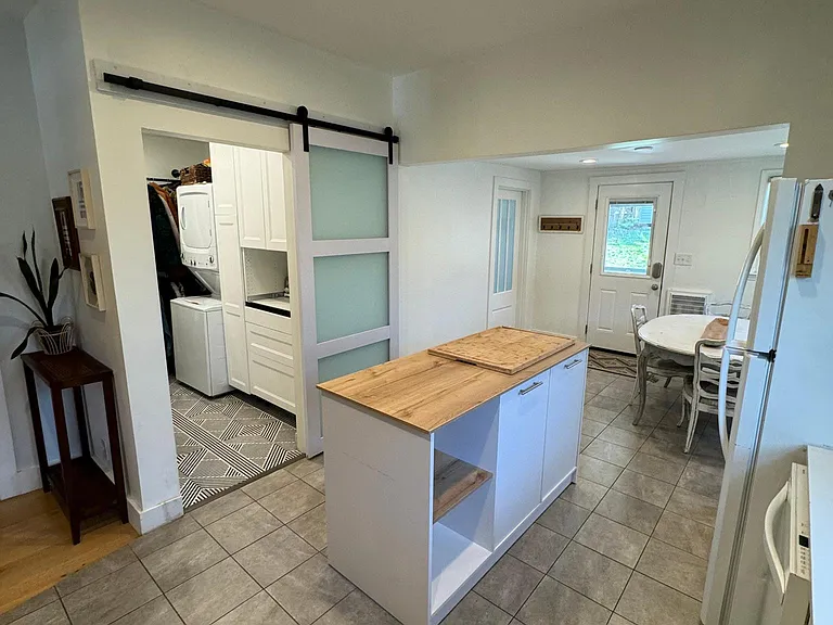 2215 Lindell Ave — Photo 16