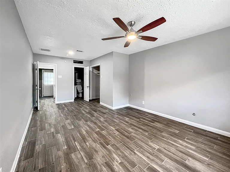 6347 Limestone St — Photo 12
