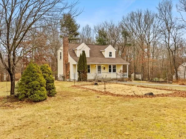 349 Anawan St, Rehoboth, MA 02769