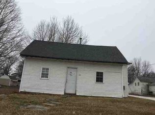 214 N Adams St, Osceola, IA 50213