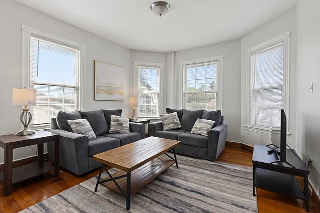 583 Washington Ave #2 — Photo 6