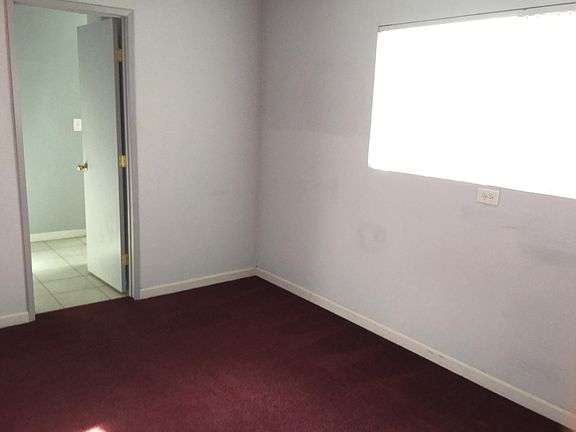 3rd image of 1124 Pierce Dr #7