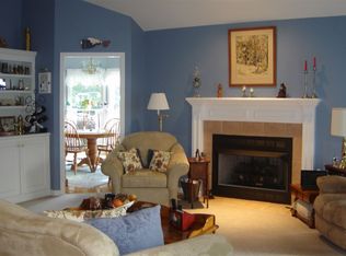 205 Shoreline Dr, Seneca, SC 29672