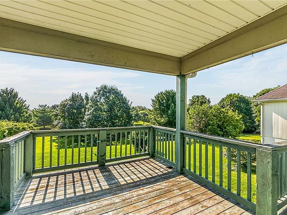 5th image of 2508 Meadow Ridge Dr