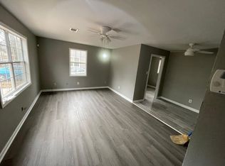 6 Phyllis St, White Hall, AR 71602