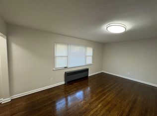 210 Broad Ave #1, Leonia, NJ 07605
