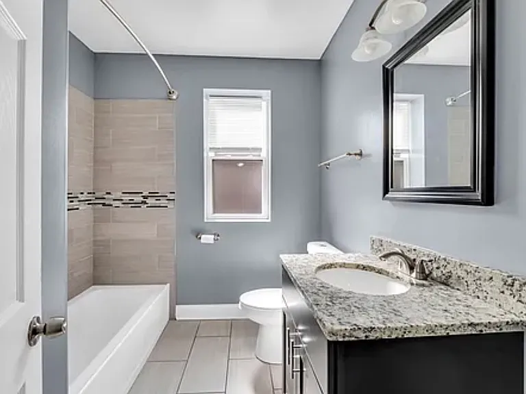8241 S Maryland Ave #2 — Photo 7
