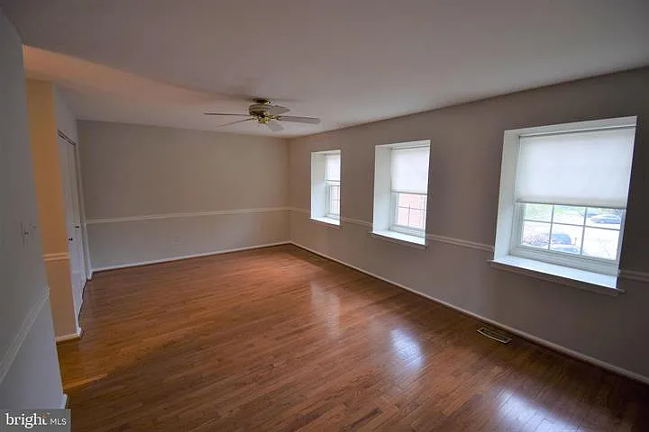 8243 Cedar Landing Ct — Photo 22