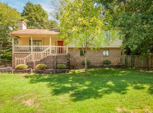 108 Creek Valley Dr, Charlotte, NC 28270