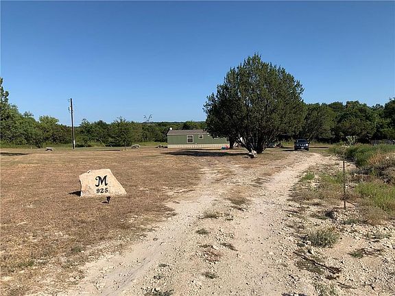 2nd image of 925 Sunset Acres Ct