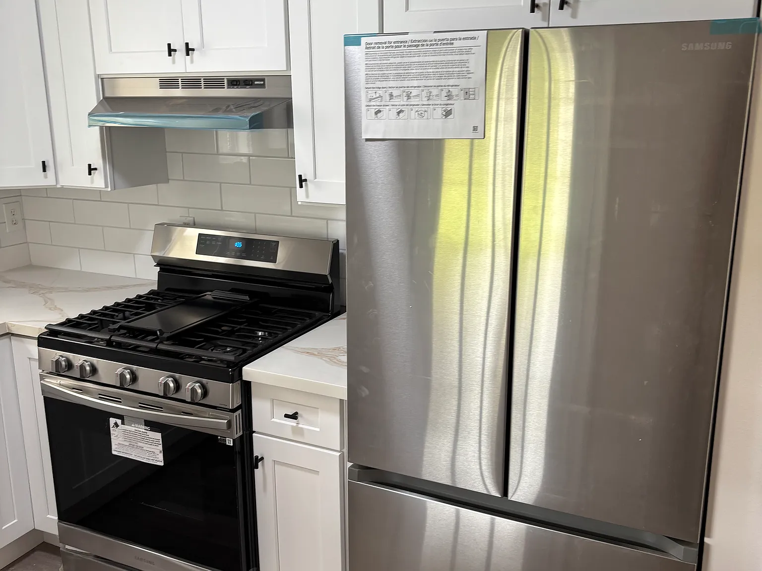3 bed, 1208 sqft, $2,000 — Photo 3