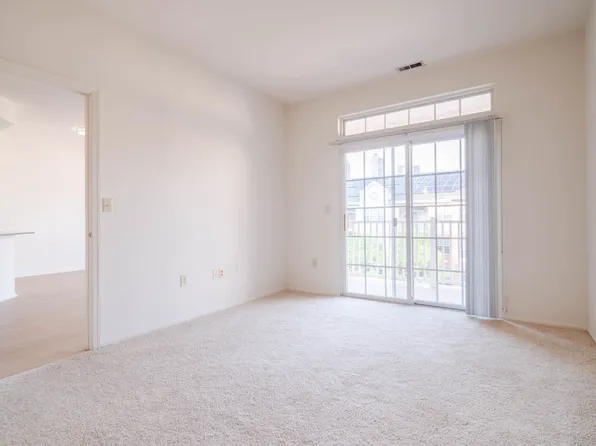 Four Avenue image 26 of 69