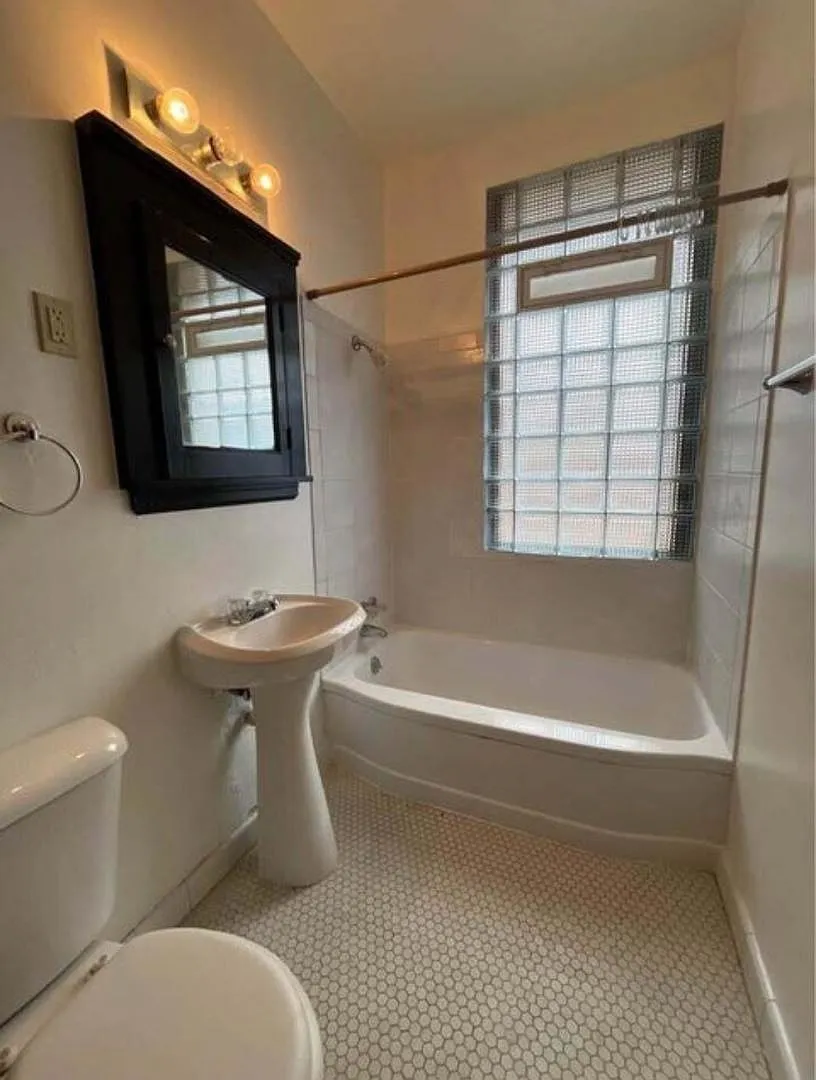 3034 W State St - 3036A — Photo 3