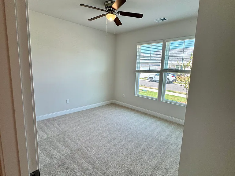 7446 Linda Vista Ln — Photo 4
