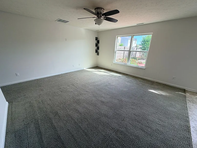 1008 Balto Dr — Photo 3