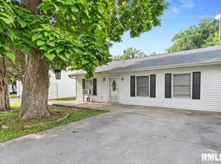 342 Interurban St, Auburn, IL 62615