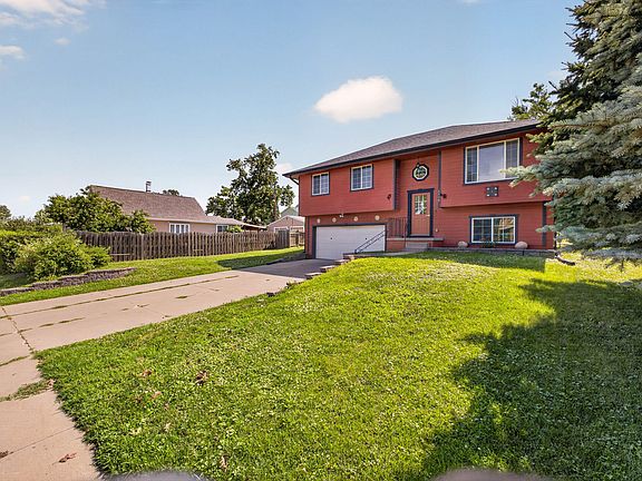 4th image of 6519 S 32nd St