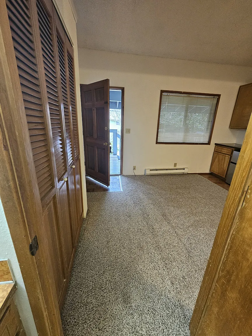 411 W 15th Ave #4 photo 1